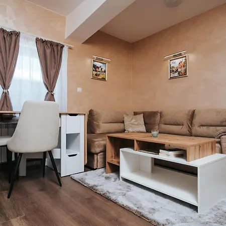 бела / Bela