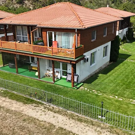 бела / Bela Appartement Raduil